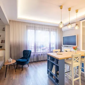 Designer & Cozy 2bd Flat With A Parking In The Center By Flat Mаnager , Sofia Bulgaria